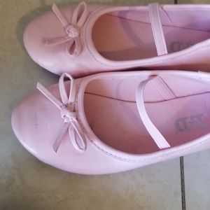 Girls pink ballet flats size 10